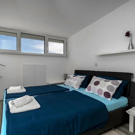 Mimoza2 Apartment Novi Vinodolski